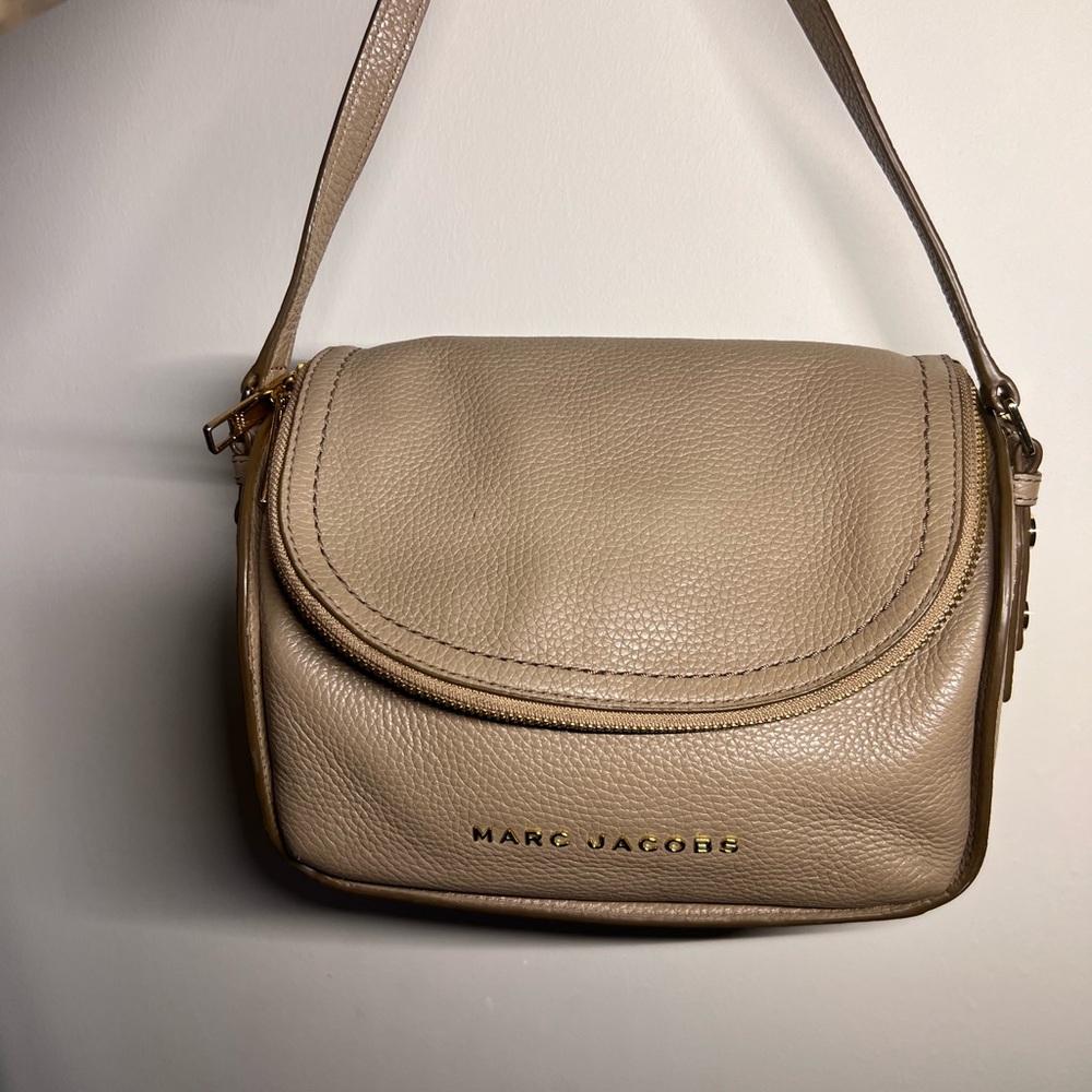 Marc Jacobs Beige groove mini messenger bag
